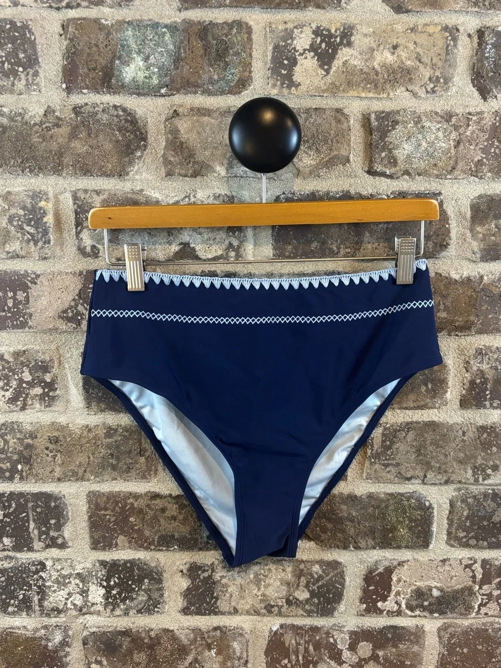 Cupshe Women’s Navy Blue Embroidered Two-Piece Swim Set Size M